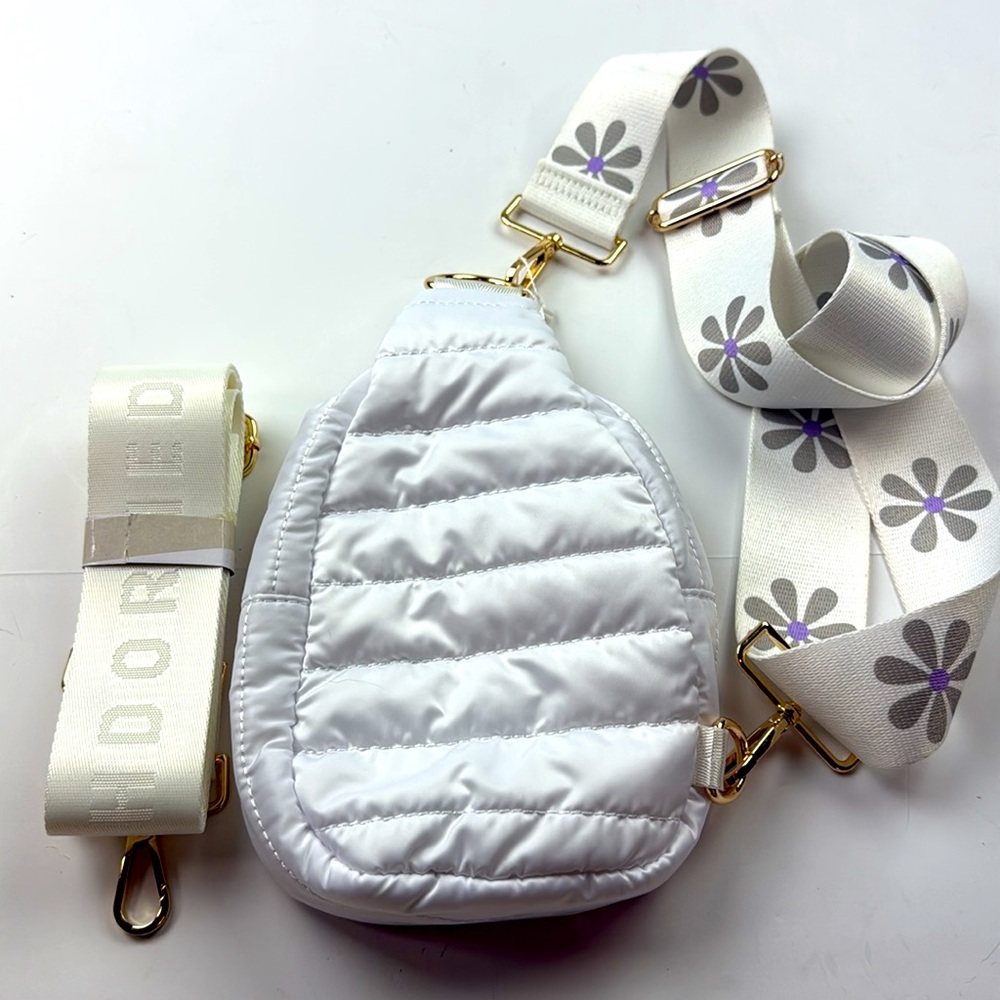 NWT New White Quilted Puffer crossbody bag with Strap - Picture 1 of 12